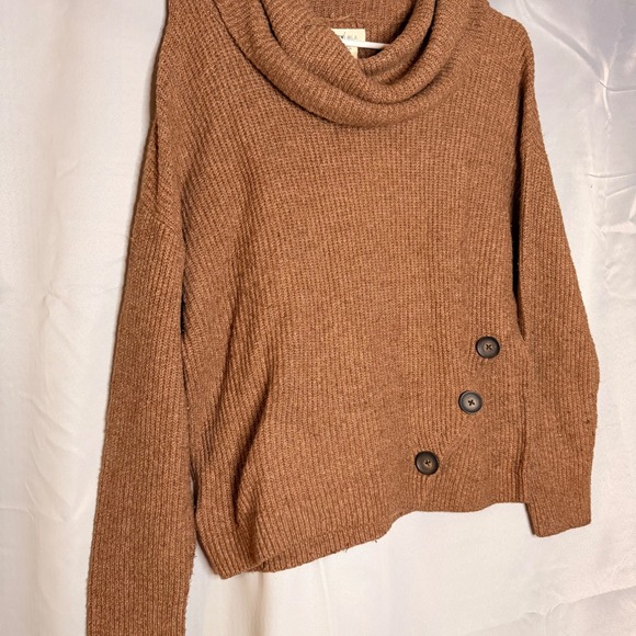 YES LOLA Brown Cowl Neck Chunky Knit Button Accent Sweater Size L - Picture 2 of 9